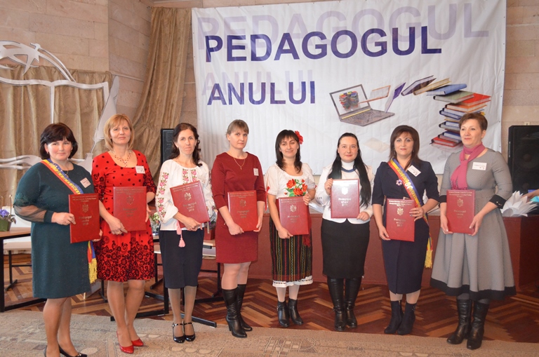 PEDAGOGUL ANULUI 2019 – COMPETIȚIE A EXCELENȚEI PROFESIONALE